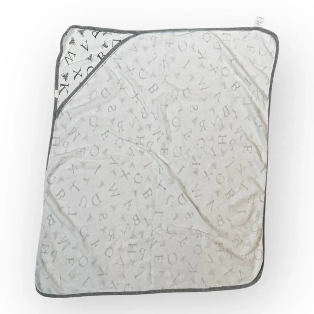 Pottery Barn Kids And‎ Burt’s Bees Baby Hooded Towel Bundle